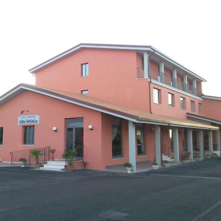Hotel Villa Adriatica Portocannone Luaran gambar
